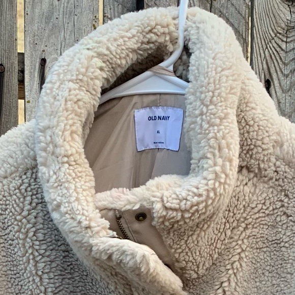 Oversized Mocha Latte Old Navy Sherpa Jacket size XL - Picture 3 of 6